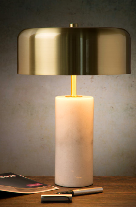 Lampe à poser Giselle en laiton et marbre au design contemporain Lampe à poser Giselle en laiton et marbre au design contemporain