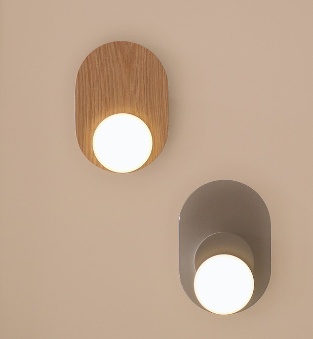Applique Dot 03 en bois / métal au design graphique par Tunto Applique Dot 03 en bois / métal au design graphique par Tunto