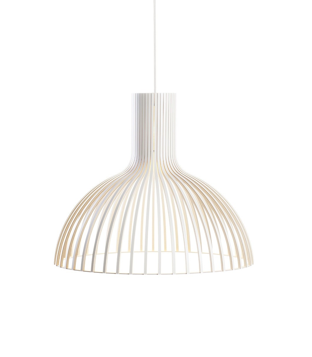Suspension au design scandinave Victo 4250 en bois naturel par secto design Suspension au design scandinave 4201 en bois naturel