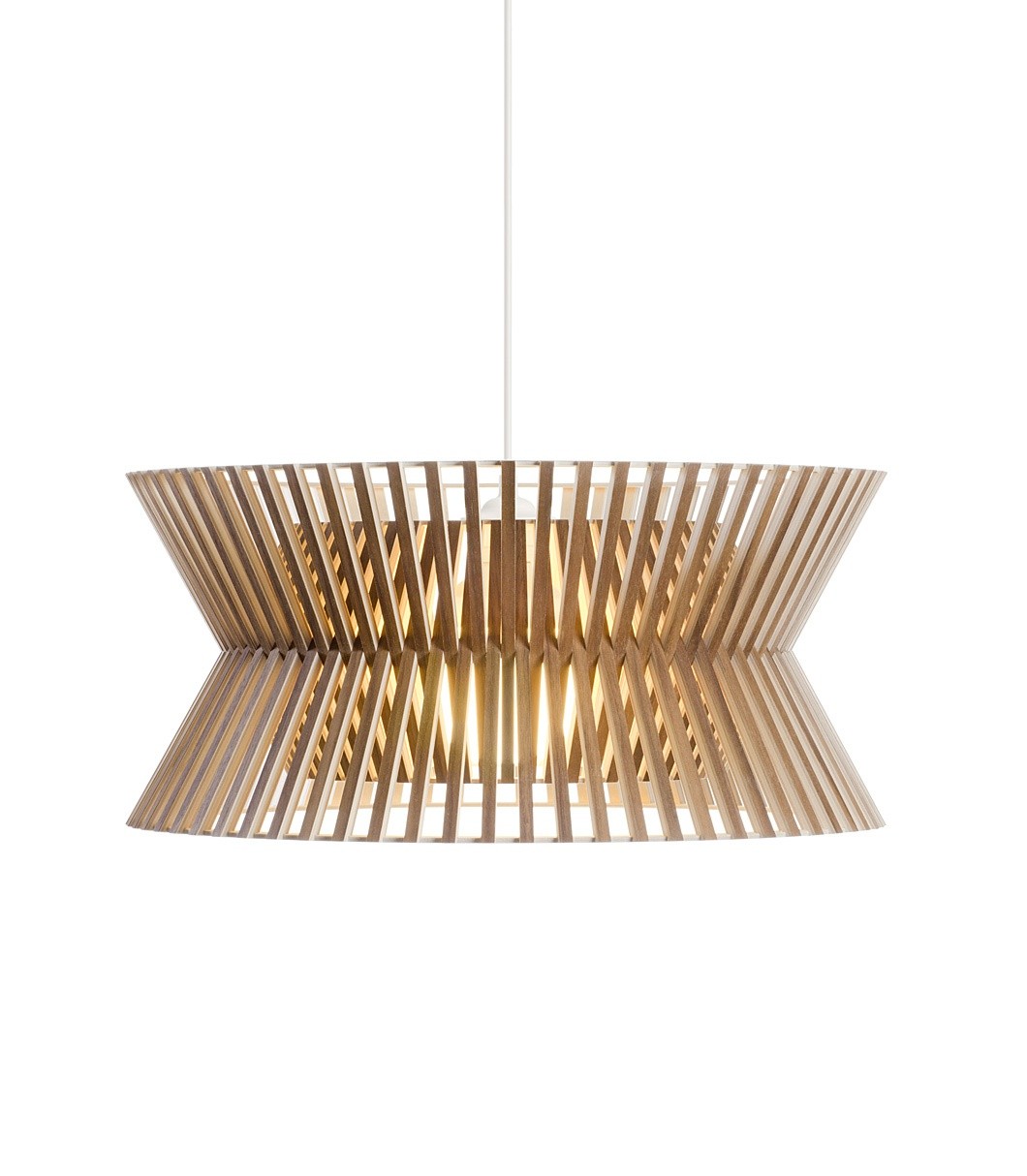Suspension au design scandinave Kontro 6000 en bois naturel par Secto Design Suspension au design scandinave Kontro 6000 en bois naturel