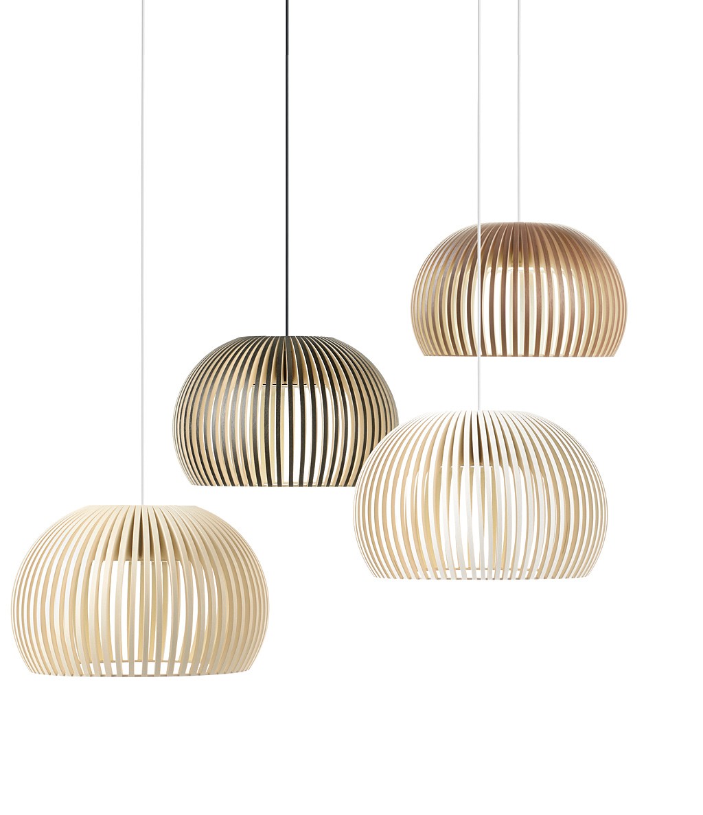 Suspension au design scandinave Atto 5000 en bois naturel par Secto Design Suspension au design scandinave Atto 5000 en bois naturel