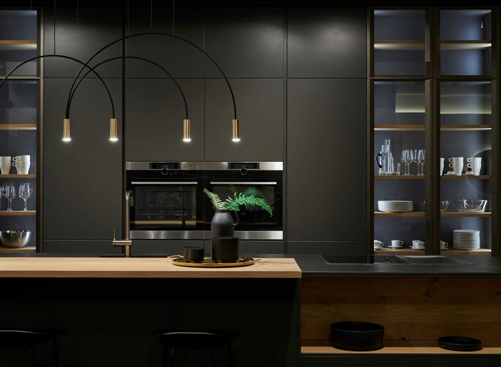 Suspension LED en aluminium - triple arceau - 5 lumières - Volta par Estiluz
