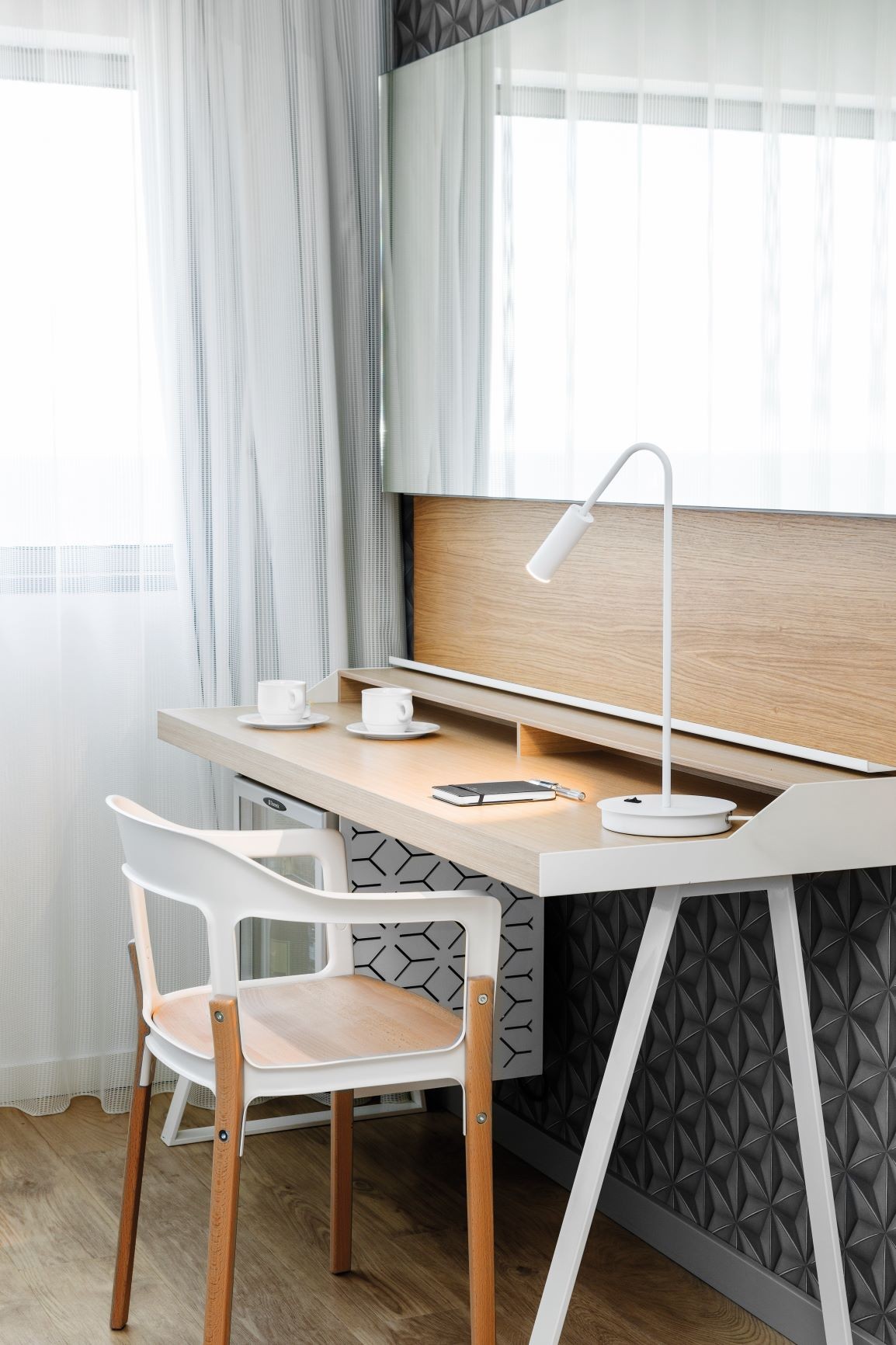 Lampe LED en aluminium - Volta par Estiluz Lampe LED en aluminium - Volta par Estiluz