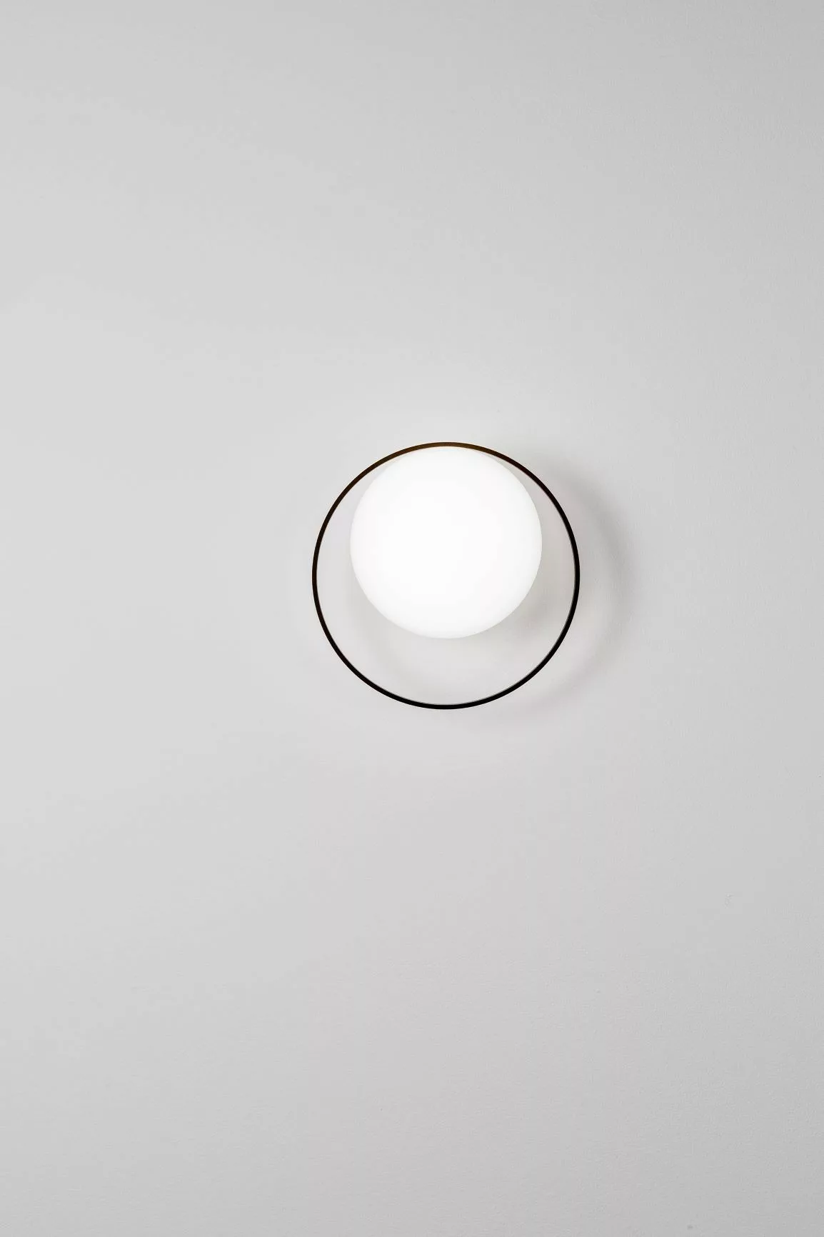 Applique murale ronde LED extérieure en métal - Circ par Estiluz