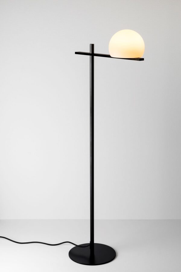 Lampadaire LED intérieur en métal - Circ par Estiluz