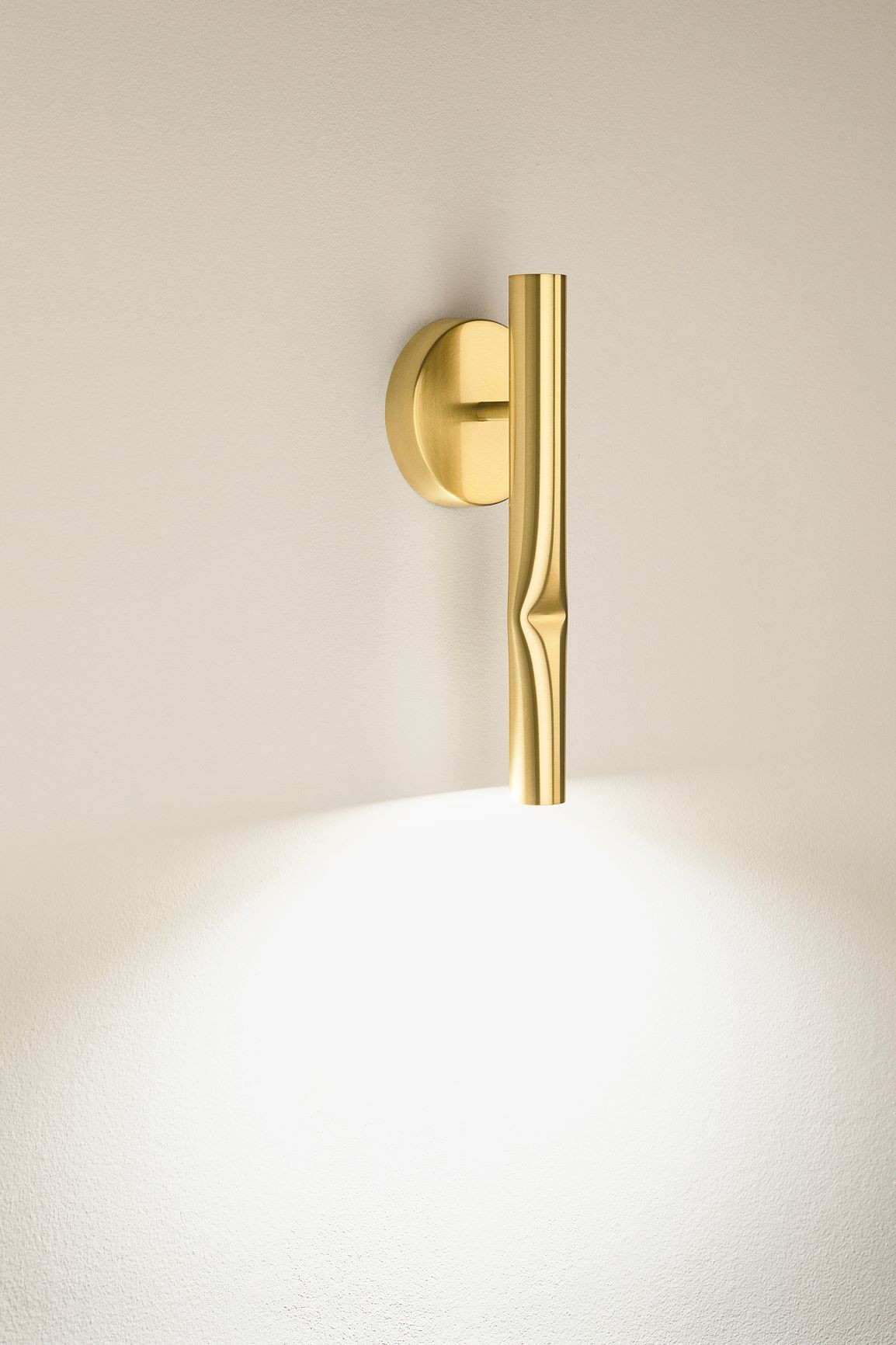 Applique métallique LED Flow par Estiluz Applique métallique LED Flow par Estiluz