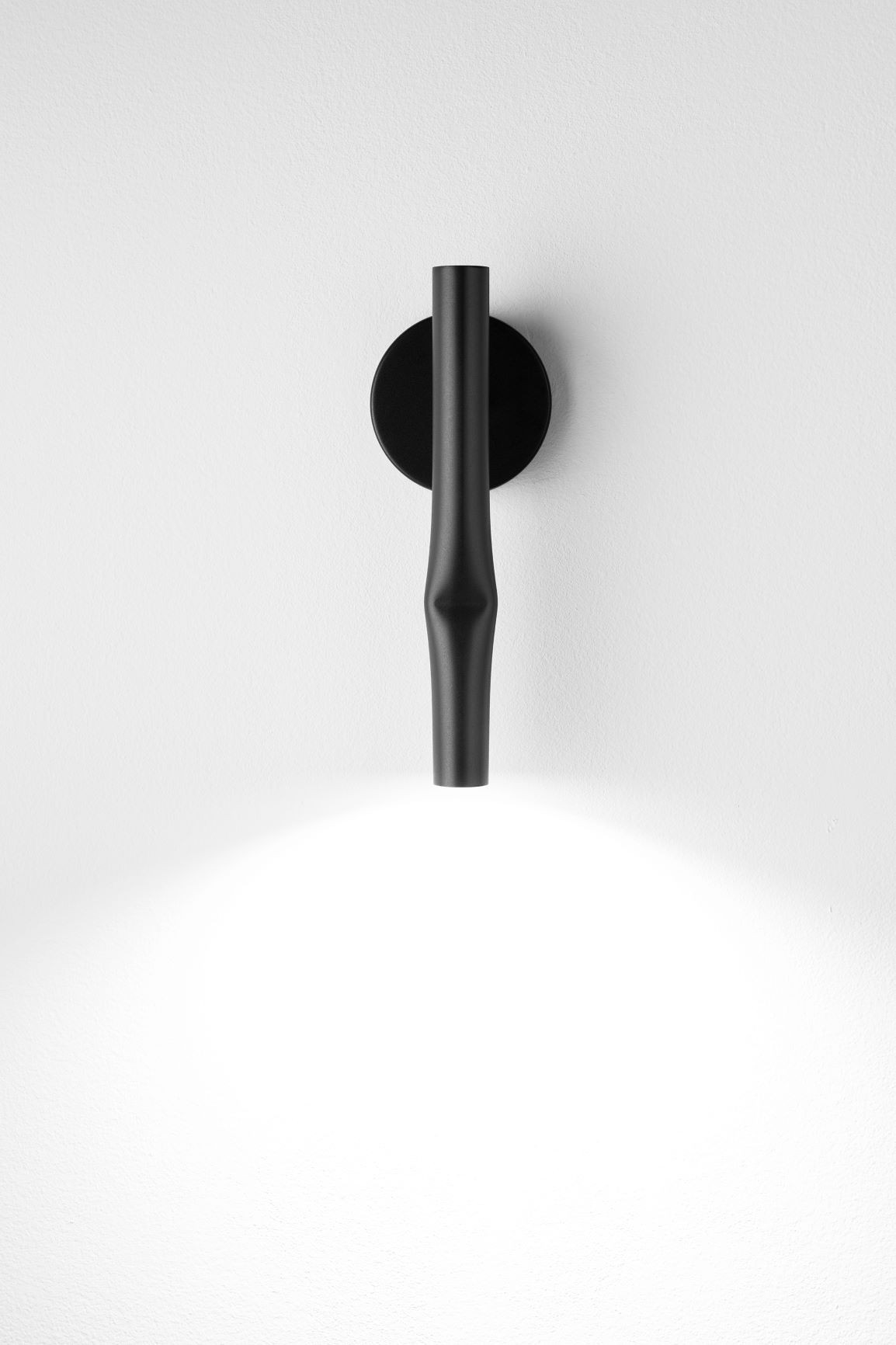 Applique métallique LED Flow par Estiluz Applique métallique LED Flow par Estiluz