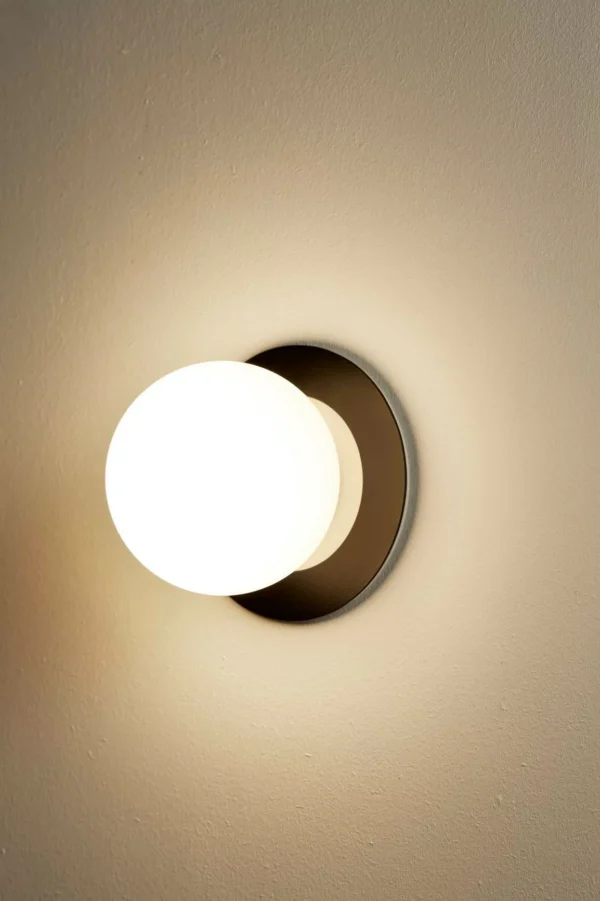 Applique murale LED en verre et métal - Alfi par Estiluz