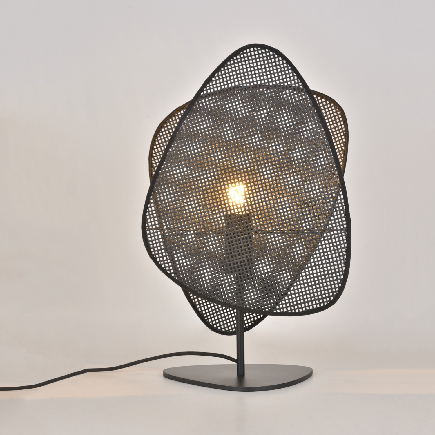 Lampe a poser Screen cannage noir 2 écrans en cannage noir par Market Set