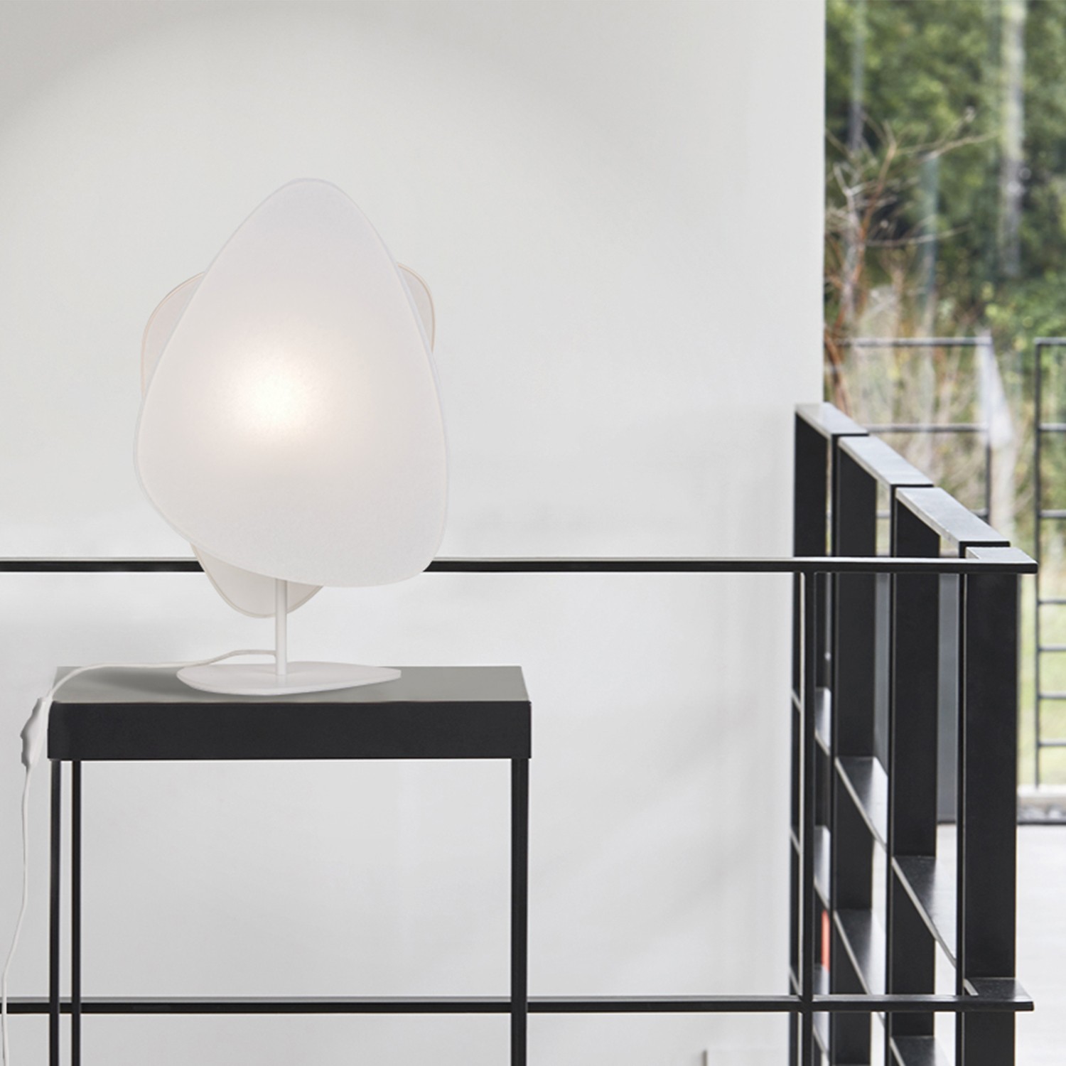 Lampe a poser Screen murano 2 écrans en papier par Market Set Lampe a poser Screen murano 2 écrans en papier par Market Set