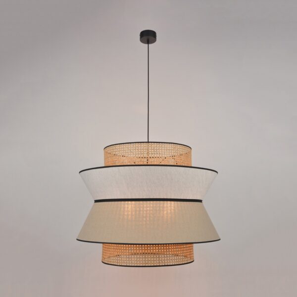 Suspension Singapour XXL Nude / blanc en cannage & lin naturel par Market Set