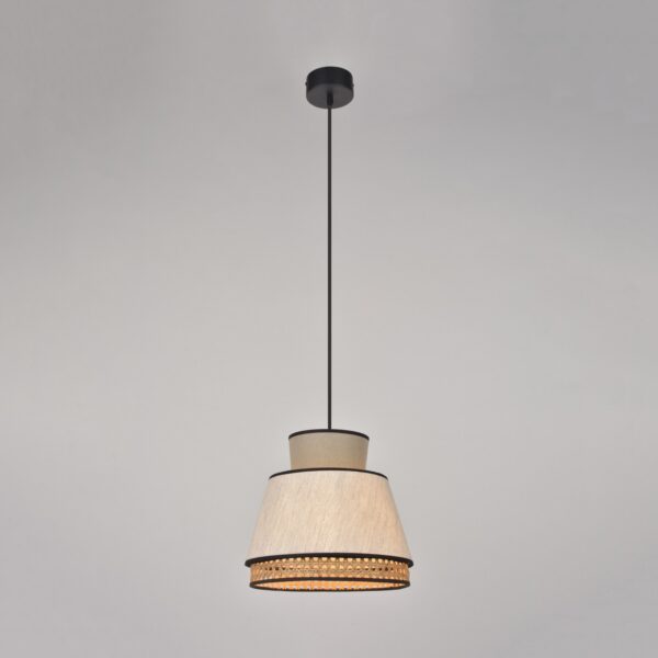 Suspension Singapour MM Nude / blanc en cannage & lin naturel par Market Set