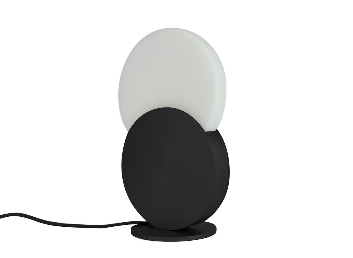Lampe a poser Duo en acier laitonné par Jordi Lopez x Eno studio