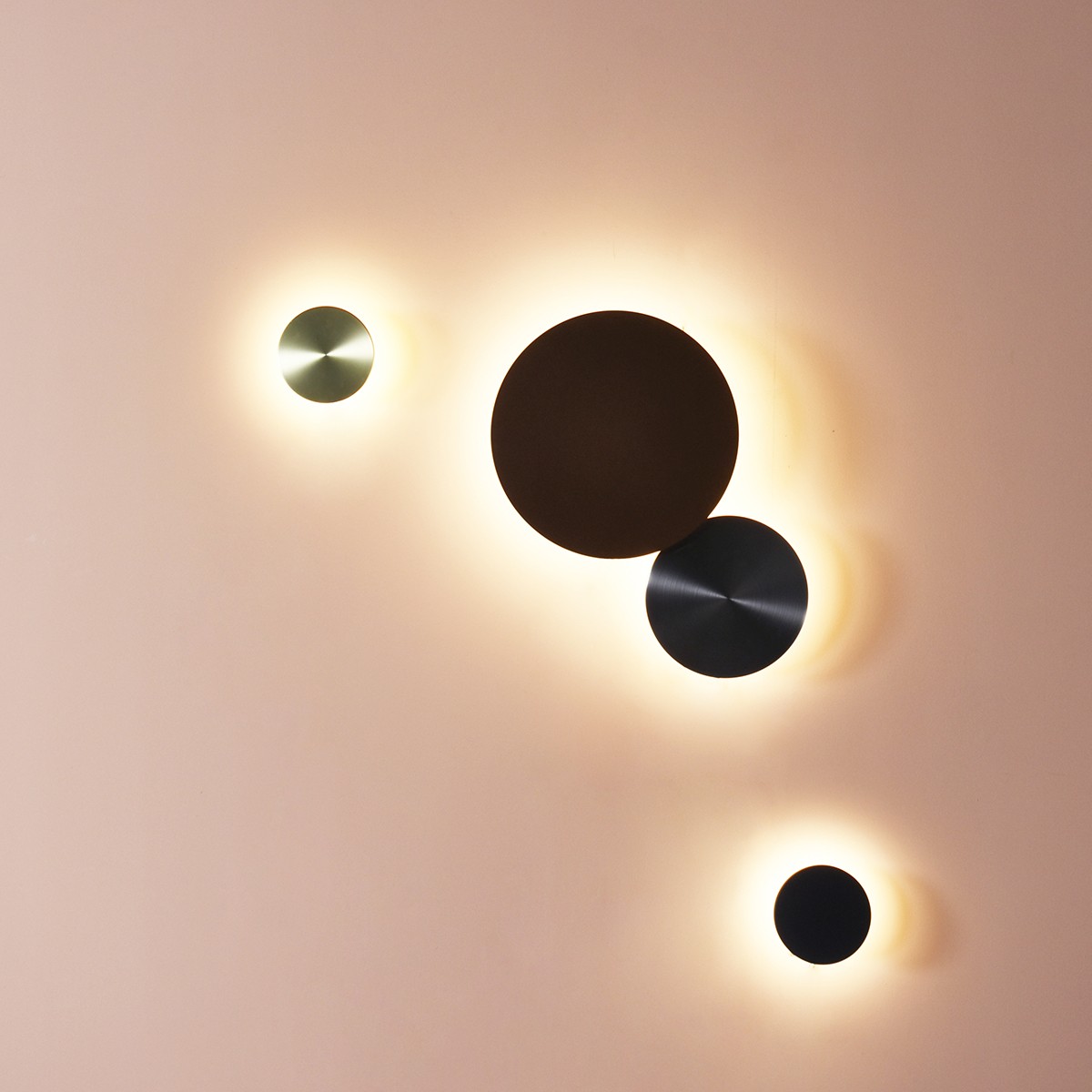 Applique Led Zenith en acier inoxydable par Eno studio Applique Led Zenith en acier inoxydable par Eno studio