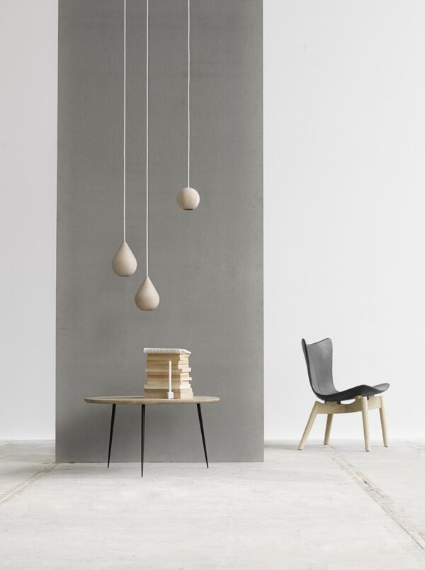 Suspension LED en bois Liuku Ball au design scandinave