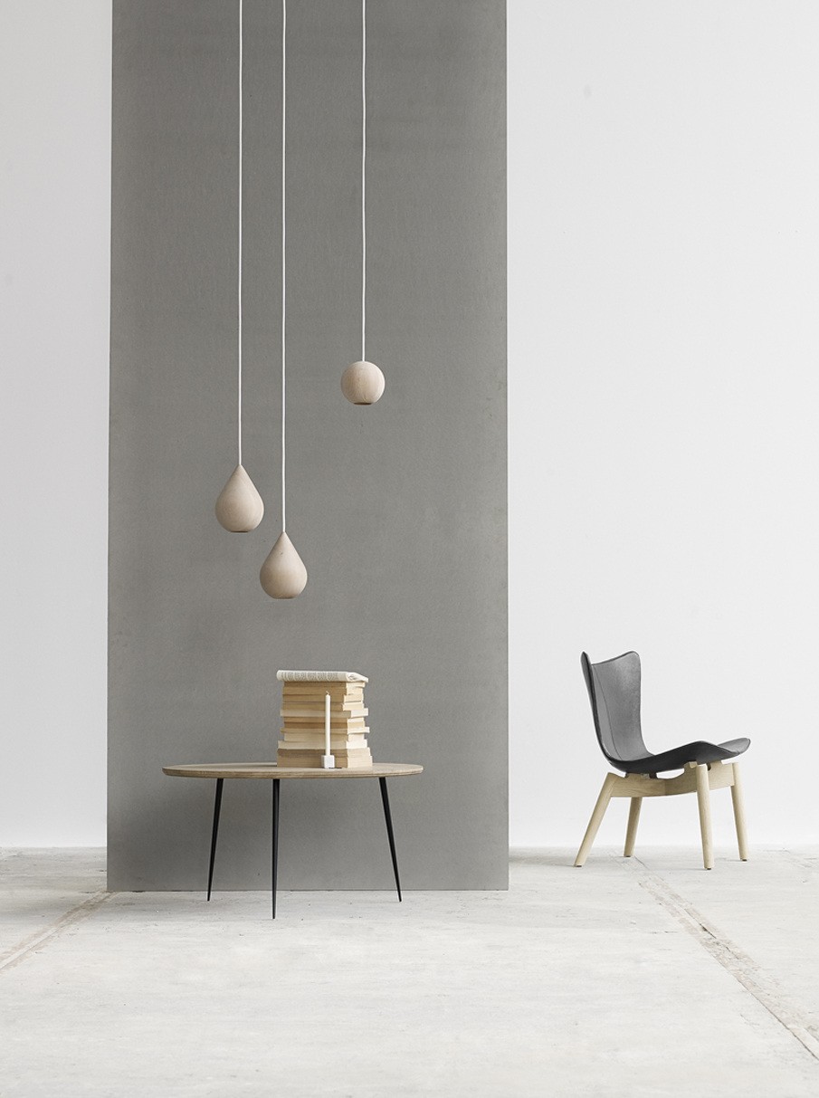 Suspension LED en bois Liuku Ball au design scandinave