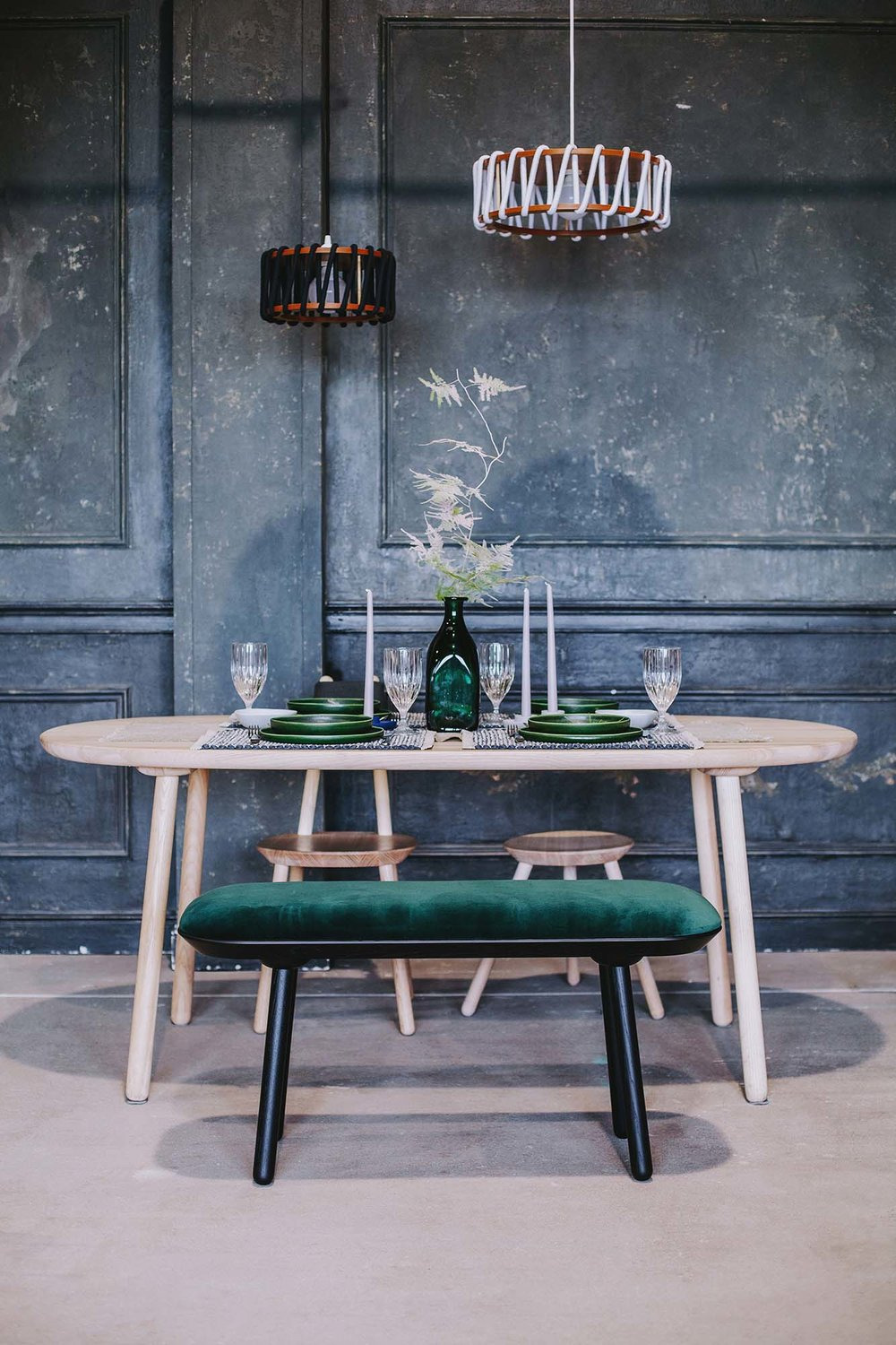 Table à manger Naïve 180 cm en bois au design scandinave par etc.etc. x Emko Table à manger Naïve 180 cm en bois au design scandinave par etc.etc. x Emko