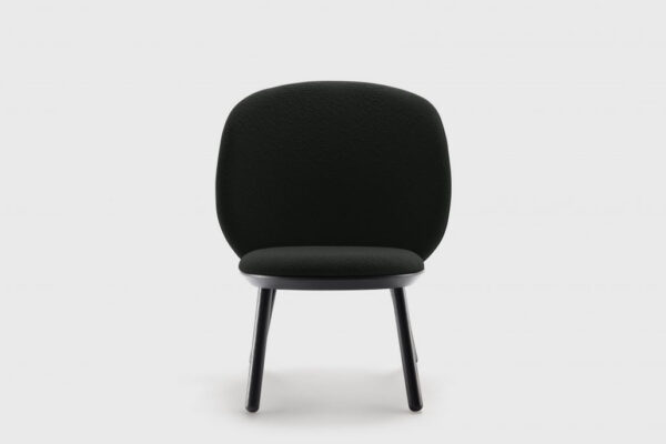 Fauteuil Naïve Low Chair en camira au design scandinave par etc.etc. x Emko