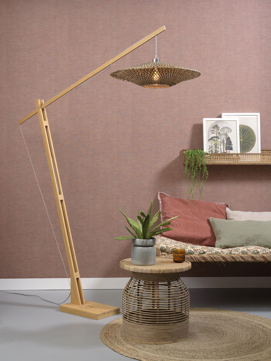 Lampadaire Bali XL avec abat-jour en Bambou naturel au design naturel par Good & Mojo Lampadaire Bali XL avec abat-jour en Bambou naturel au design naturel par Good & Mojo