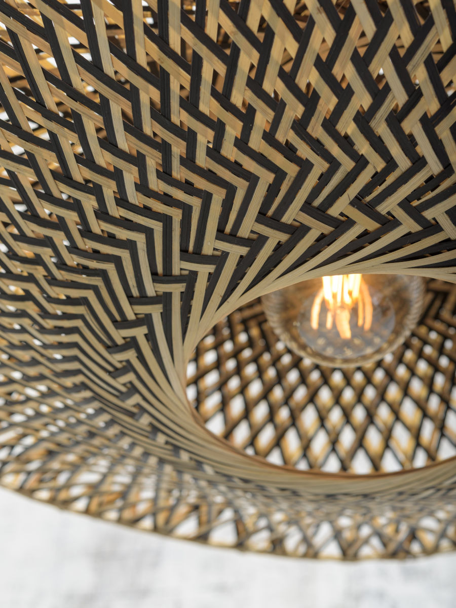 Lampadaire Bali XL avec abat-jour en Bambou naturel au design naturel par Good & Mojo Lampadaire Bali XL avec abat-jour en Bambou naturel au design naturel par Good & Mojo