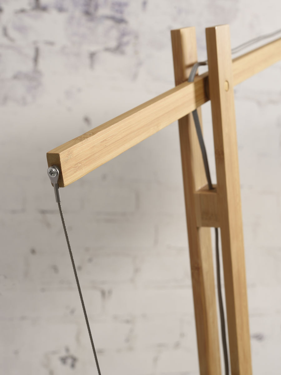 Lampadaire Bhutan XL avec abat-jour en Bambou naturel au design naturel par Good & Mojo Lampadaire Bhutan XL avec abat-jour en Bambou naturel au design naturel par Good & Mojo