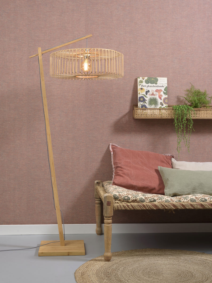 Lampadaire Bromo avec abat-jour en Bambou naturel au design naturel par Good & Mojo Lampadaire Bromo avec abat-jour en Bambou naturel au design naturel par Good & Mojo