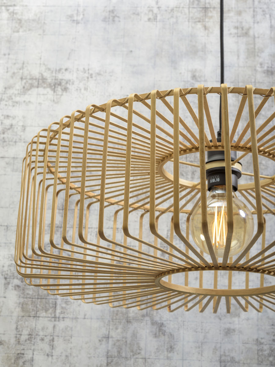 Lampadaire Bromo avec abat-jour en Bambou naturel au design naturel par Good & Mojo Lampadaire Bromo avec abat-jour en Bambou naturel au design naturel par Good & Mojo