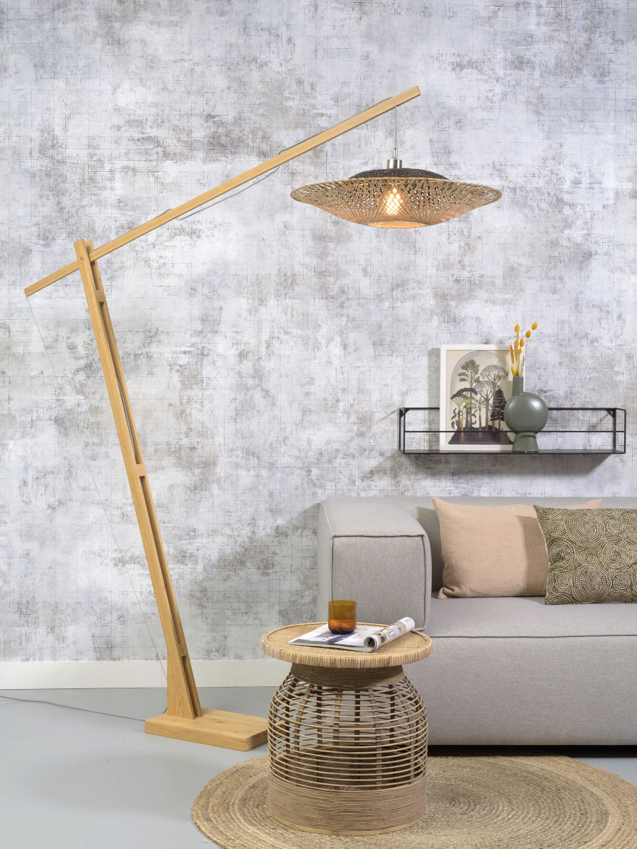 Lampadaire Kalimantan XL avec abat-jour en Bambou naturel au design naturel par Good & Mojo