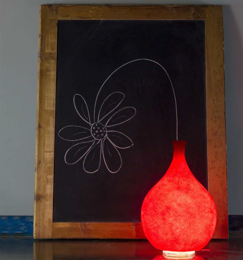 Lampe à poser Luce liquida 3 au design original et moderne en Nebulite Lampe à poser Luce liquida 3 au design original et moderne en Nebulite