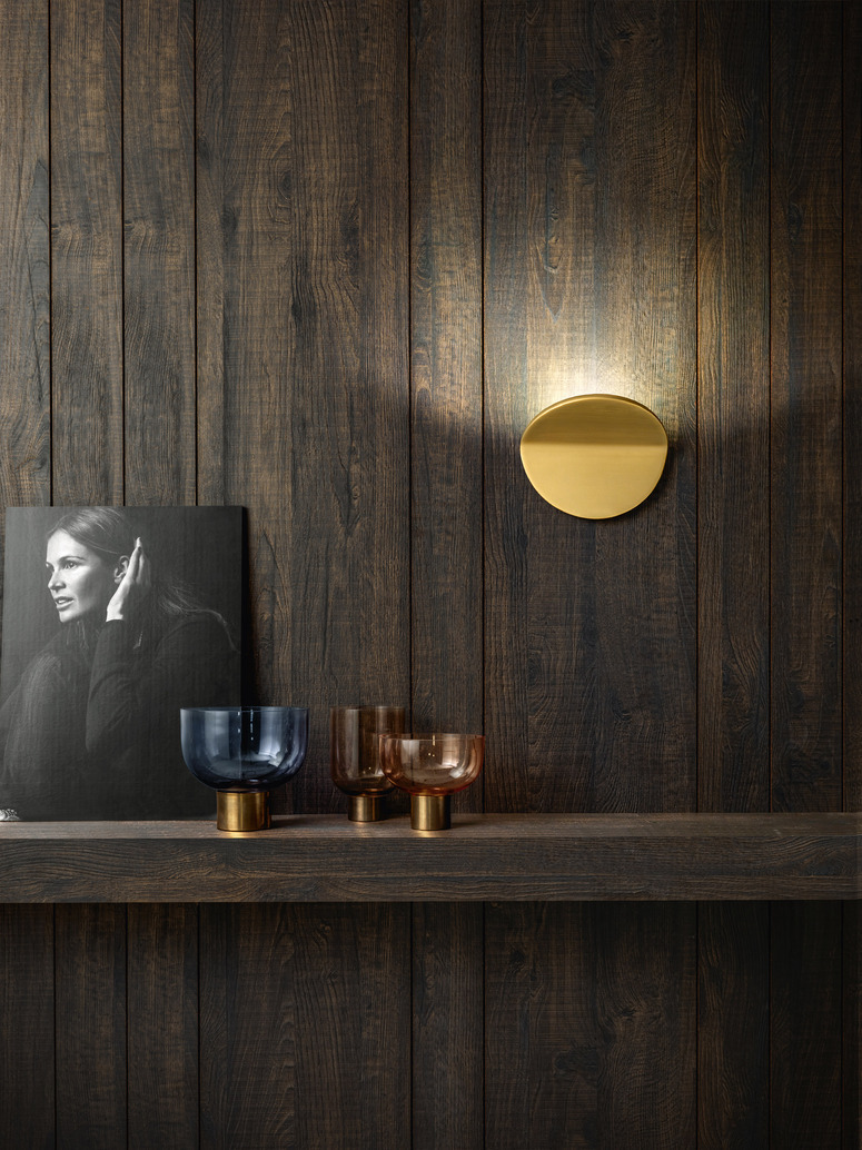 Applique murale PLUG disque aluminium plié par Gea luce Applique murale PLUG disque aluminium plié par Gea luce