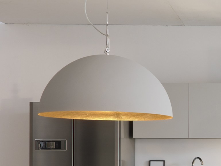 Suspension contemporaine Mezza luna cemento Ø70cm avec effet béton Suspension contemporaine Mezza luna cemento Ø70cm avec effet béton