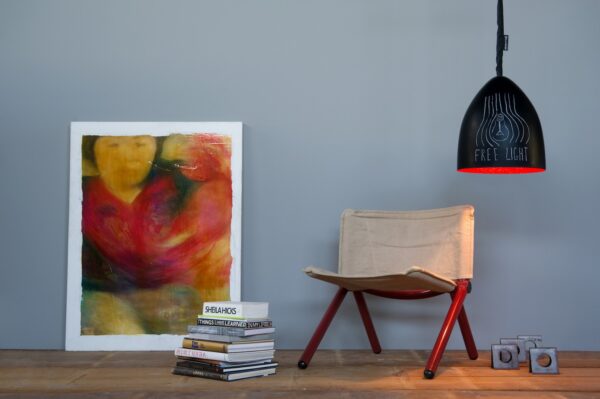 Suspension contemporaine Flower s lavagna avec effet tableau noir personnalisable