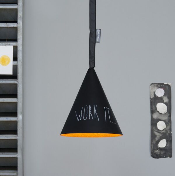 Suspension contemporaine Jazz lavagna avec effet tableau noir personnalisable