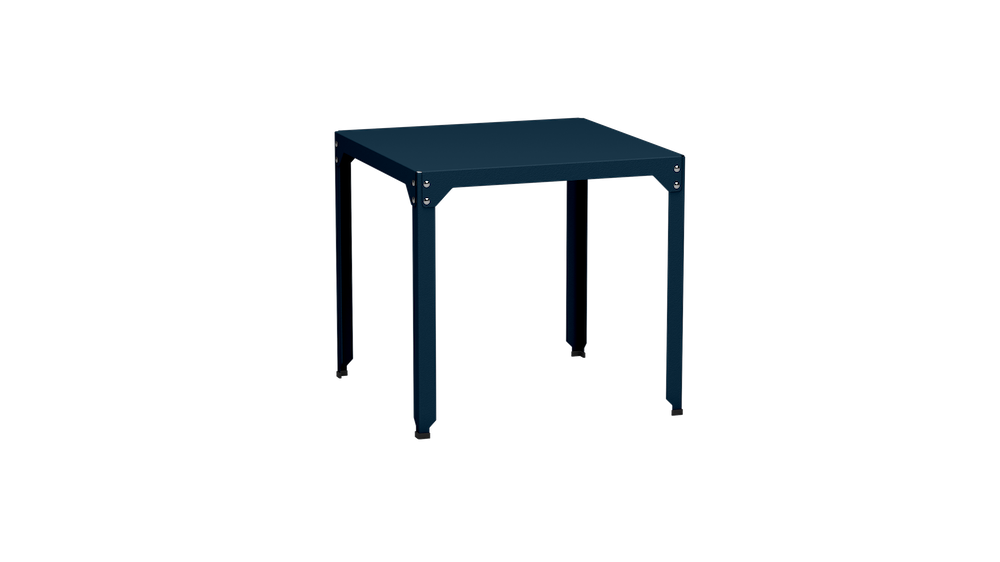 Table carrée Hegoa par Luc Jozancy x Matière grise Table carrée Hegoa par Luc Jozancy x Matière grise