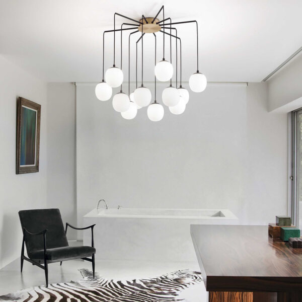 Suspension Queen 12 avec abat-jour en verre soufflé au design contemporain