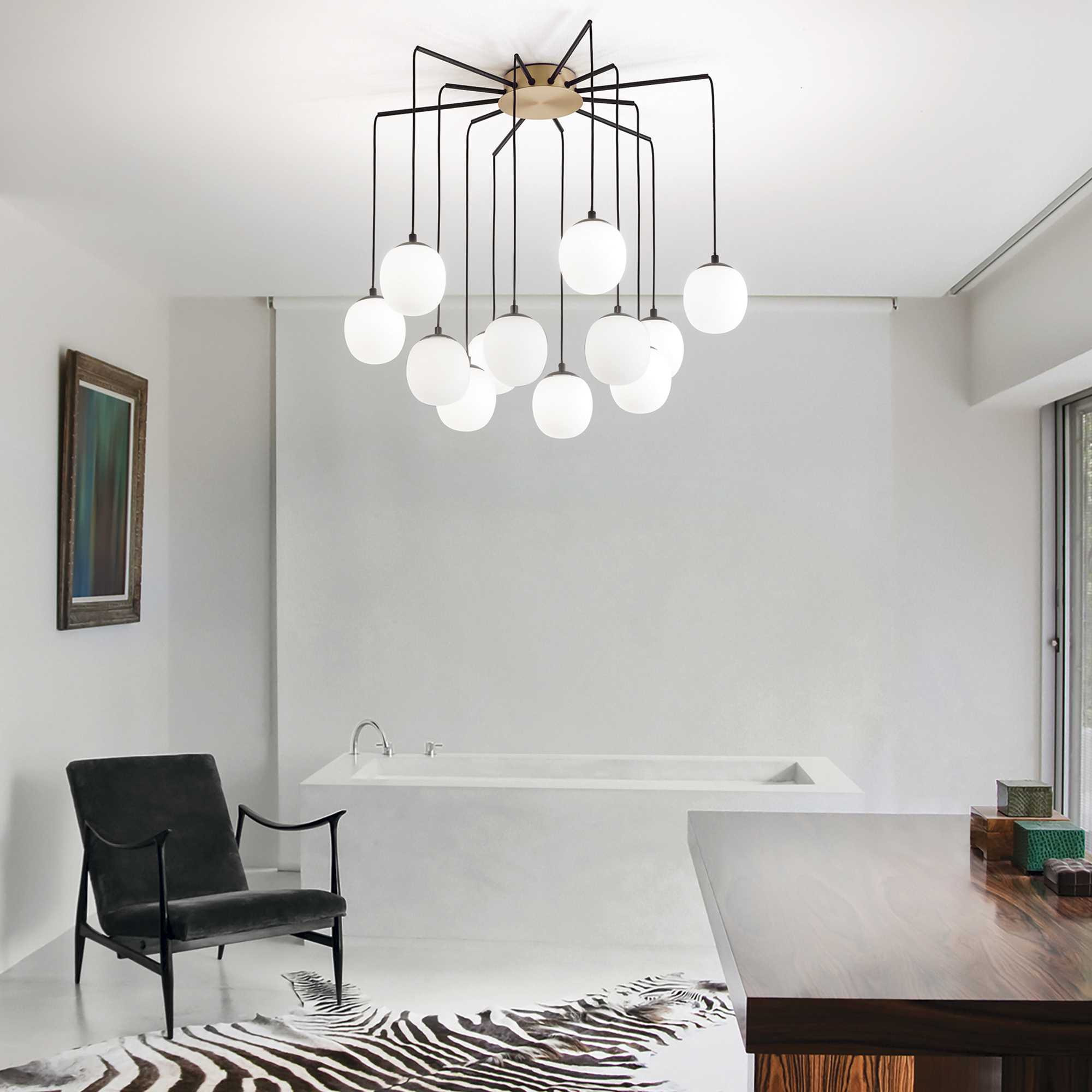 Suspension Queen 12 avec abat-jour en verre soufflé au design contemporain