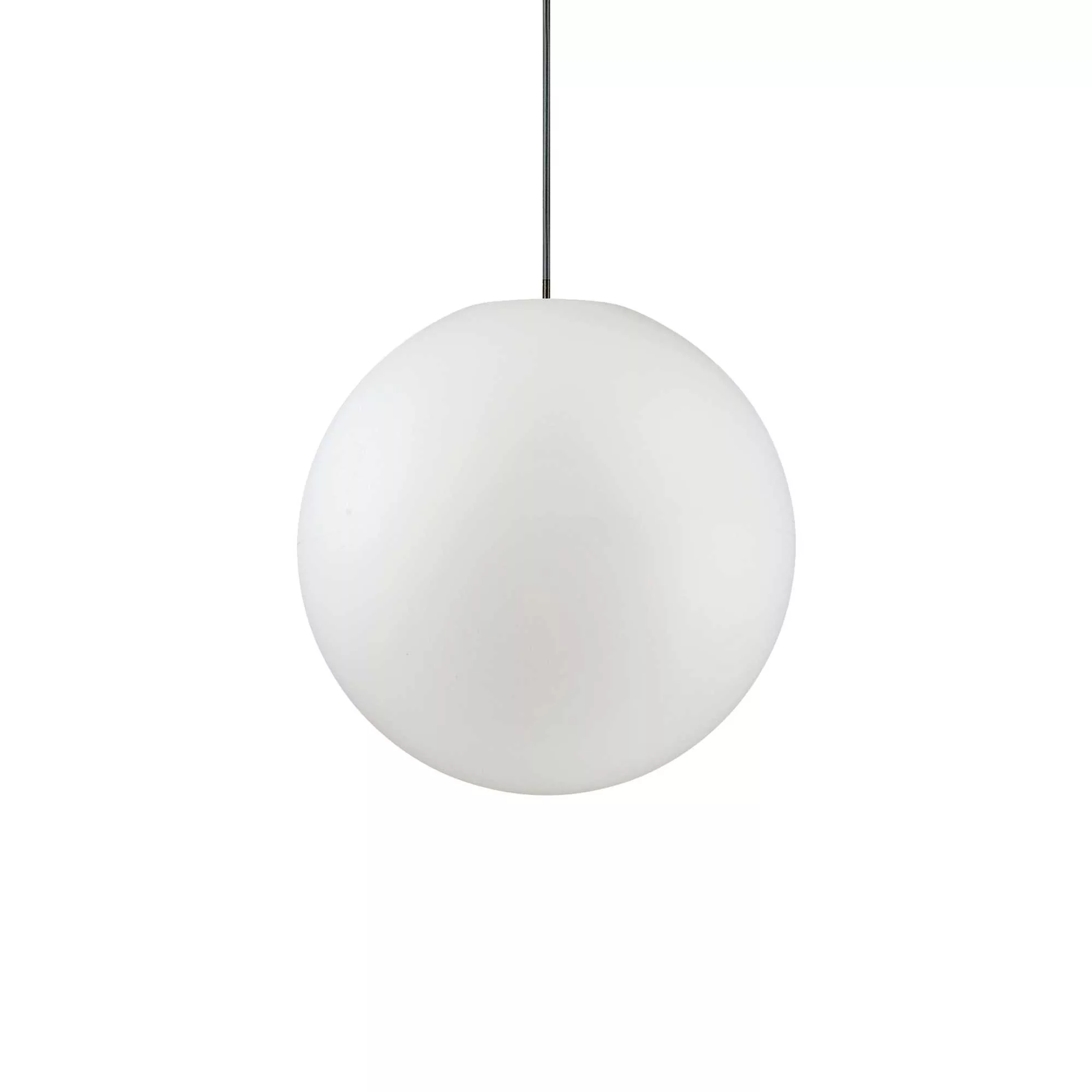 Suspension extérieur Globo avec abat-jour en plastique au design contemporain