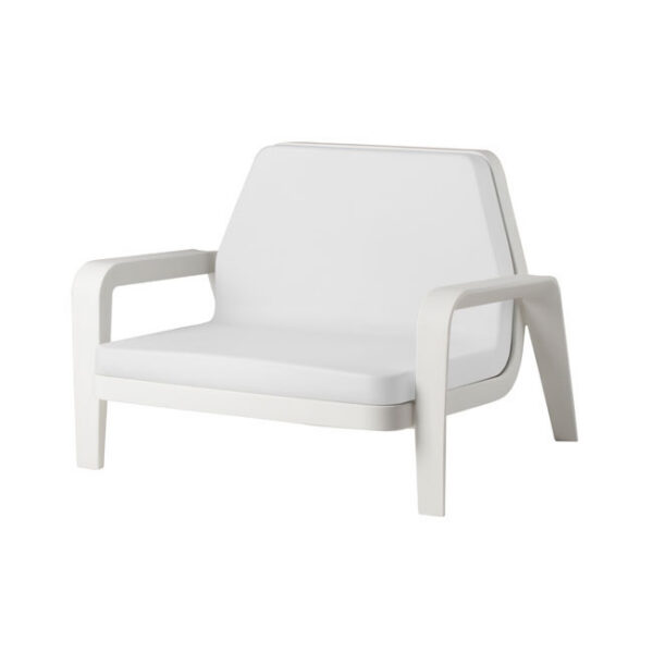 Fauteuil America en polyéthylène au design vintage par Marc Sadler x SLIDE Studio