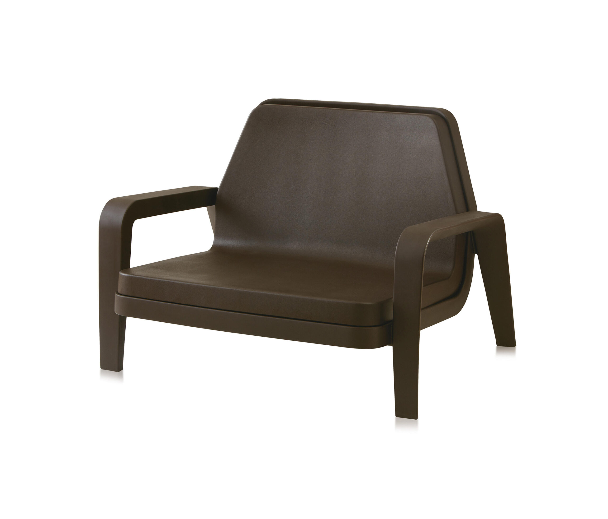 Fauteuil America en polyéthylène au design vintage par Marc Sadler x SLIDE Studio