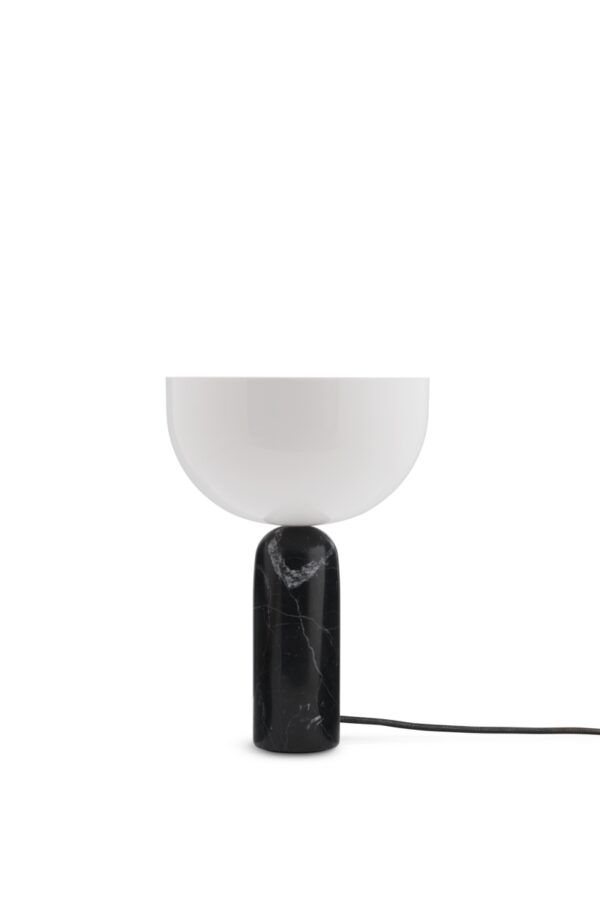 Lampe a poser Kizu en marbre par Lars Tornøe x New Works