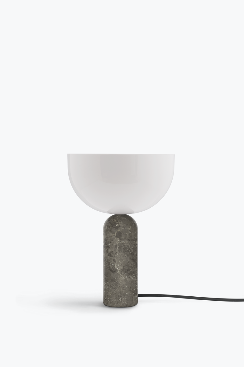 Lampe a poser Kizu en marbre par Lars Tornøe x New Works Lampe a poser Kizu en marbre par Lars Tornøe x New Works