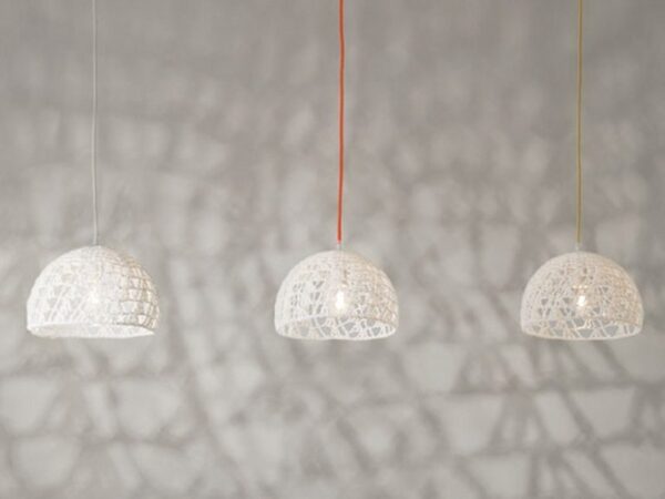Suspension Trama 2 en laine au design moderne et original