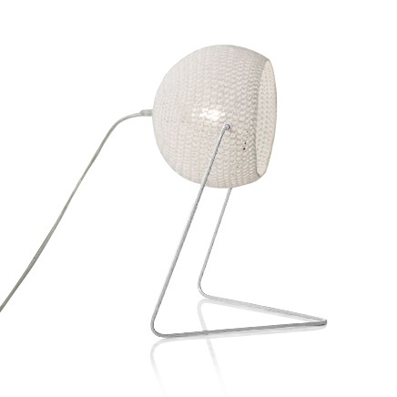 Lampe à poser Trama 1 en laine au design moderne et original