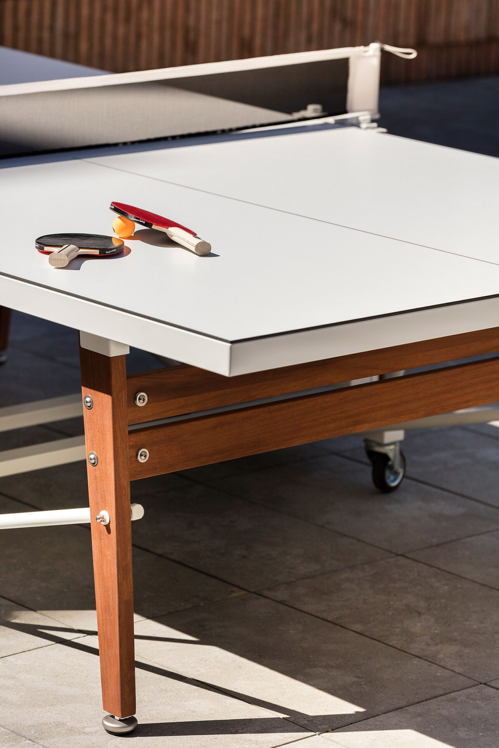 Table de Ping Pong RS Folding par Rafael Rodriguez x RS Barcelona Table de Ping Pong RS Folding par Rafael Rodriguez x RS Barcelona