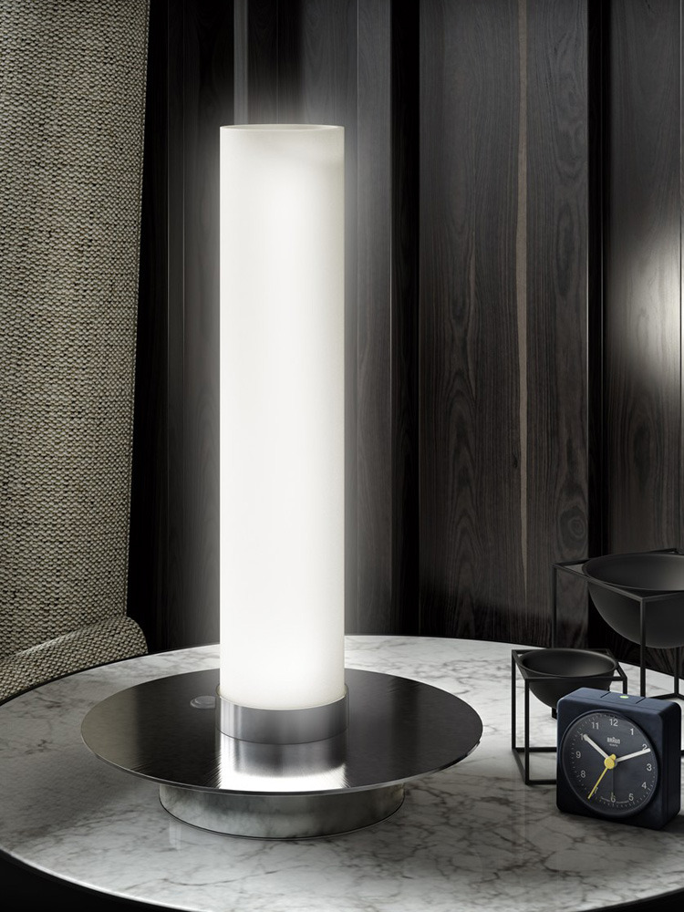 Lampe à poser Candle par Cristian Cubina x Alma Light Lampe à poser Candle par Cristian Cubina x Alma Light