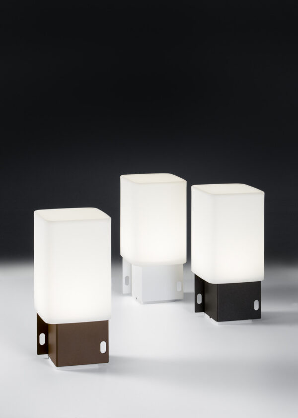 Lampe à poser Cuadrat par Josep Novell & Ernest Perera x Alma Light
