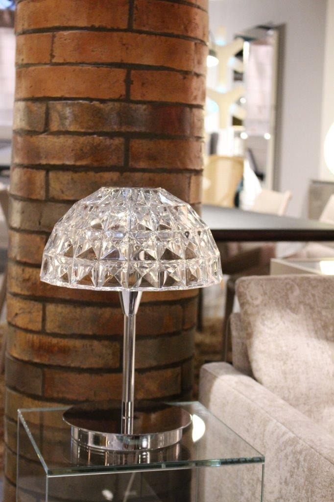 Lampe à poser Deco par Cristian Cubina x Alma Light Lampe à poser Deco par Cristian Cubina x Alma Light