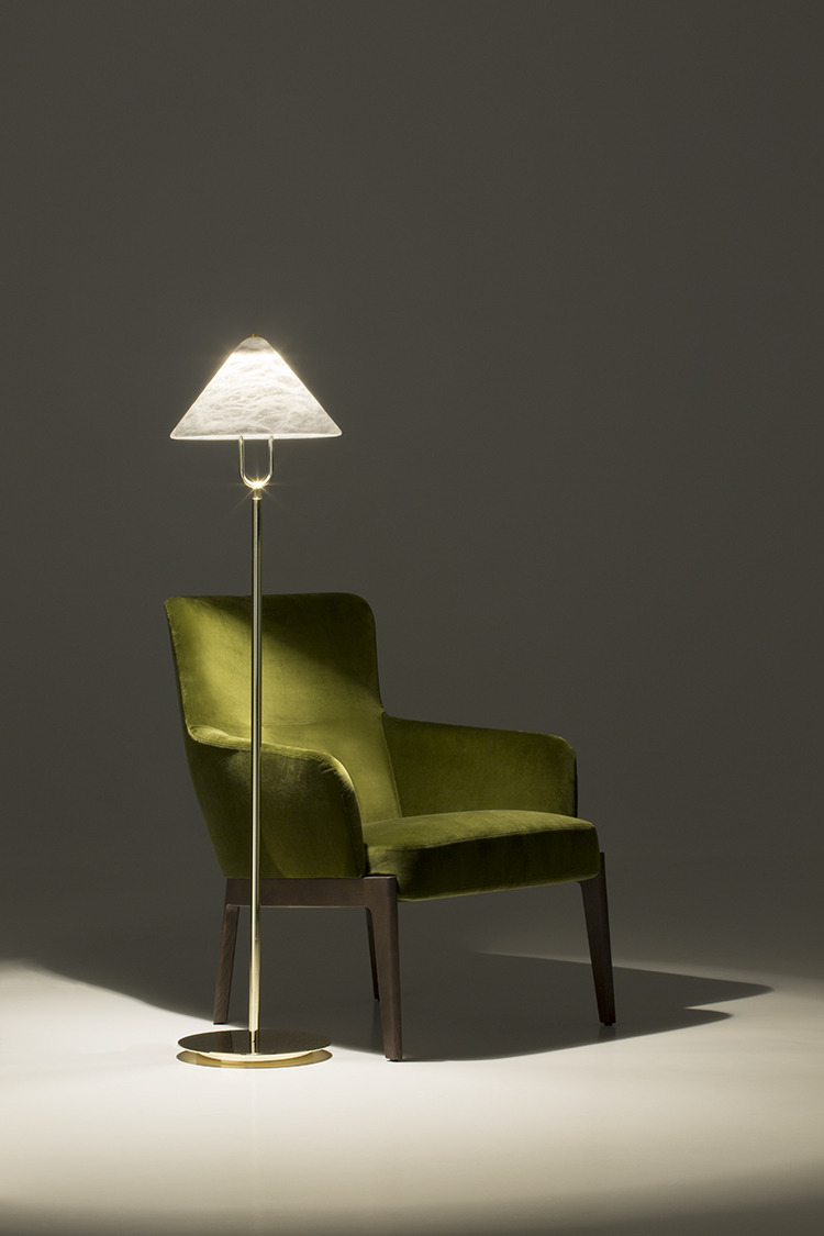 Lampadaire Fuji par Jordi Llopis x Alma Light Lampadaire Fuji par Jordi Llopis x Alma Light