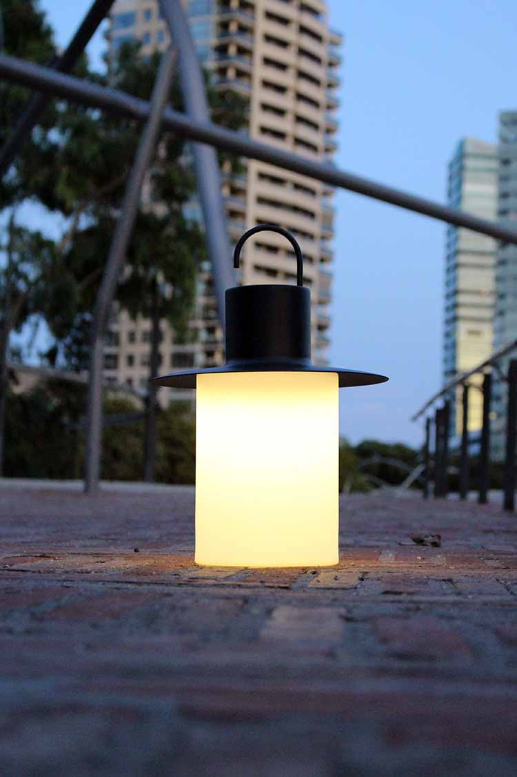 Lampe à poser Nautic par Josep Novell & Ernest Perera x Alma Light