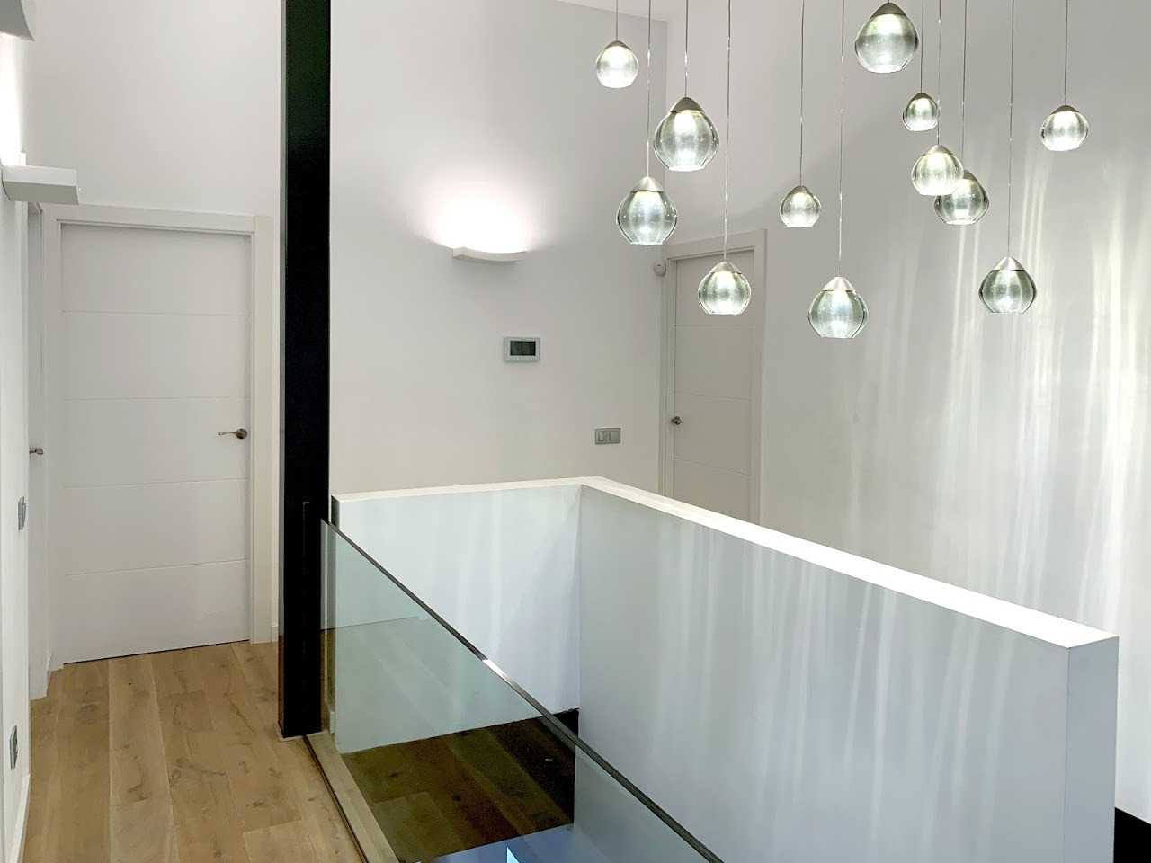 Suspension Soft par Cristian Cubina x Alma Light Suspension Soft par Cristian Cubina x Alma Light